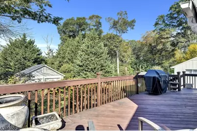 19 Forest Dr, Bloomfield, NJ 07003 - Photo 27