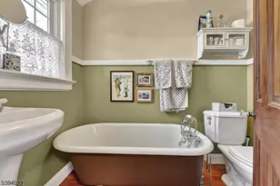 19 Forest Dr, Bloomfield, NJ 07003 - Photo 19