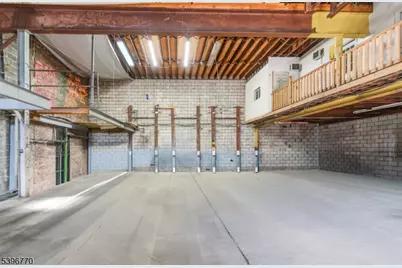 98 Delancy St, Newark, NJ 07105 - Photo 3