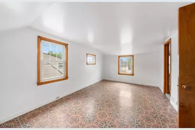 707 Erudo St, Linden, NJ 07036 - Photo 1