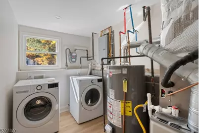 326 Runnymede Rd, Essex Fells, NJ 07021 - Photo 23