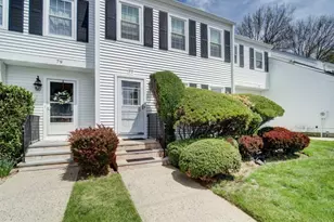 77 Hampshire Dr, Mendham, NJ 07945 - Photo 1