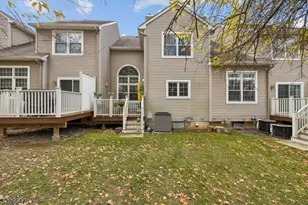 26 Kent Dr, Roseland, NJ 07068 - Photo 17