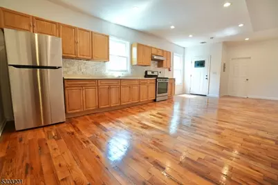 131 Sylvan Ave 2nd Fl., Newark, NJ 07104 - Photo 3