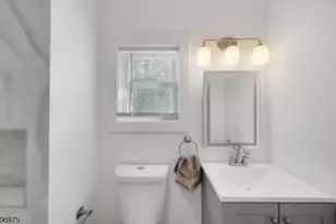 142 Steuben St, East Orange, NJ 07018 - Photo 9