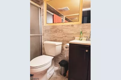 617 Sycamore St, Paramus, NJ 07652 - Photo 7