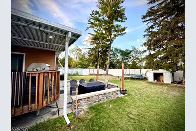 617 Sycamore St, Paramus, NJ 07652 - Photo 19