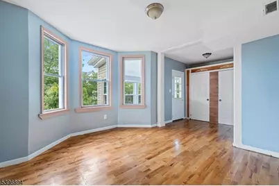 14 Treacy Ave, Newark, NJ 07108 - Photo 5