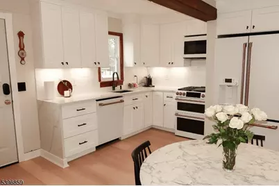 64 Ruddy Pl, Clark Township, NJ 07066 - Photo 9