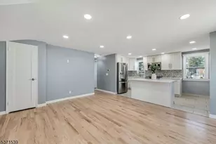 47 Ekings Ave, Hawthorne, NJ 07506 - Photo 7