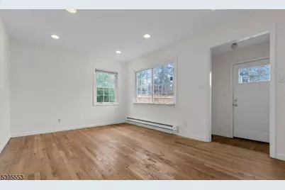 932 Wheatsheaf Rd, Roselle, NJ 07203 - Photo 7