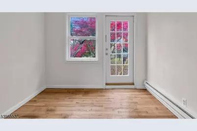 932 Wheatsheaf Rd, Roselle, NJ 07203 - Photo 23