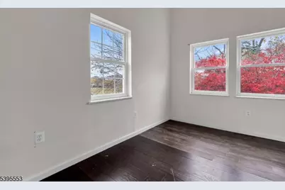 932 Wheatsheaf Rd, Roselle, NJ 07203 - Photo 35