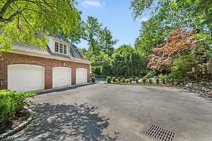 2 Canoe Ln, Roseland, NJ 07068 - Photo 39