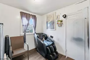 721 E Curtis St, Linden, NJ 07036 - Photo 19