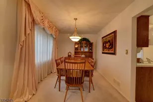 184 Abbe Ln, Clifton, NJ 07013 - Photo 7