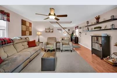 31 Hamilton St, Bloomingdale, NJ 07403 - Photo 13