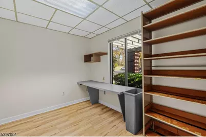 37 Tamarack Cir, Montgomery Township, NJ 08558 - Photo 7