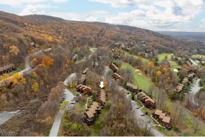 4 Sunrise Dr #10, Vernon Twp., NJ 07462 - Photo 29