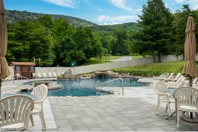 4 Sunrise Dr #10, Vernon Twp., NJ 07462 - Photo 35