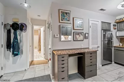 4 Sunrise Dr #10, Vernon Twp., NJ 07462 - Photo 17