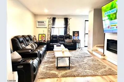 27 Melmore Gdns, East Orange, NJ 07017 - Photo 3