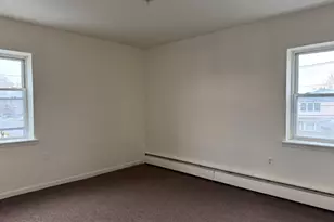 543 Joralemon St, Belleville, NJ 07109 - Photo 5