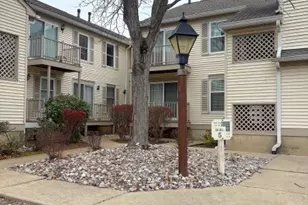 48 Commonwealth Dr Ondo, Bernards Township, NJ 07920 - Photo 1