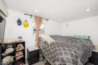 39 Helen Drive, Moonachie, NJ 07074 - Photo 15