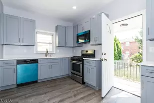 419 Lafayette St, Linden, NJ 07036 - Photo 13