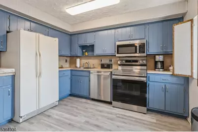 10 Pidgeon Hill Rd, Wantage, NJ 07461 - Photo 29