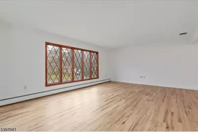 44 Madison St, Long Hill Township, NJ 07933 - Photo 3