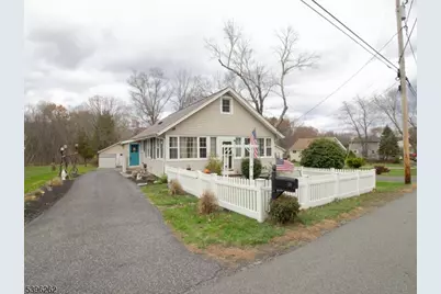 26 Bellows Ln, Montville Township, NJ 07082 - Photo 1