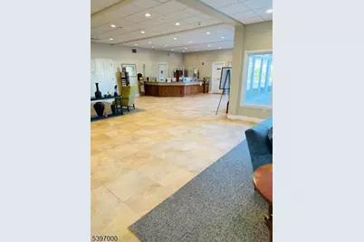 277 Crosse Dr #2E, Monroe Township, NJ 08831 - Photo 7