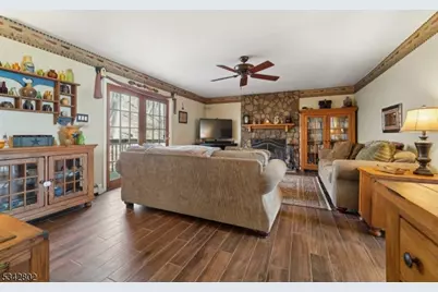 1007 Hillside Ave, Hampton Township, NJ 07860 - Photo 7