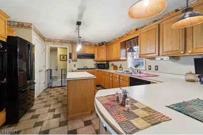 1007 Hillside Ave, Hampton Township, NJ 07860 - Photo 17