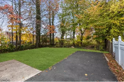 906 Dewitt St, Linden, NJ 07036 - Photo 35