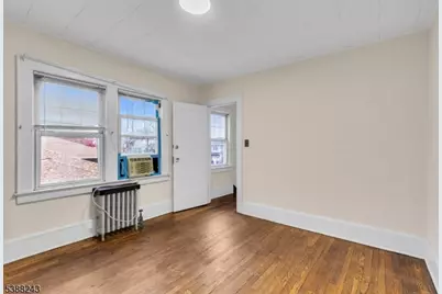 906 Dewitt St, Linden, NJ 07036 - Photo 21