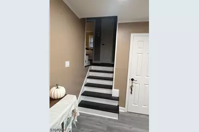 506 Melrose Ave, Middlesex, NJ 08846 - Photo 7