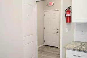 154 Garside St 1st Fl, Newark, NJ 07104 - Photo 3