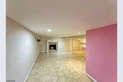 38 Meadow Rd, Clark Township, NJ 07066 - Photo 15