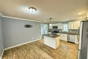 38 Meadow Rd, Clark Township, NJ 07066 - Photo 5