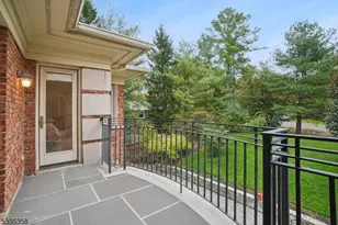 126 Fairfield Dr, Millburn Twp., NJ 07078 - Photo 31