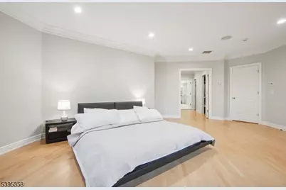 126 Fairfield Dr, Millburn Twp., NJ 07078 - Photo 21