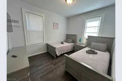 142 Mapes Ave Floor #1, Newark, NJ 07112 - Photo 9