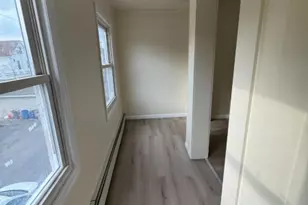 10 Riverside Pl, Garfield, NJ 07026 - Photo 9