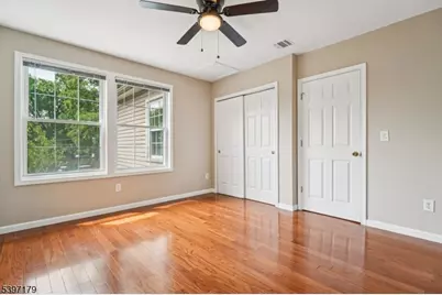 141 Walnut St #2, Montclair, NJ 07042 - Photo 13