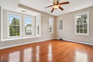 141 Walnut St, Montclair, NJ 07042 - Photo 3