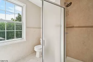 141 Walnut St, Montclair, NJ 07042 - Photo 17