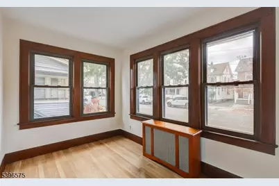 619 Spruce Street, Roselle Park, NJ 07204 - Photo 9